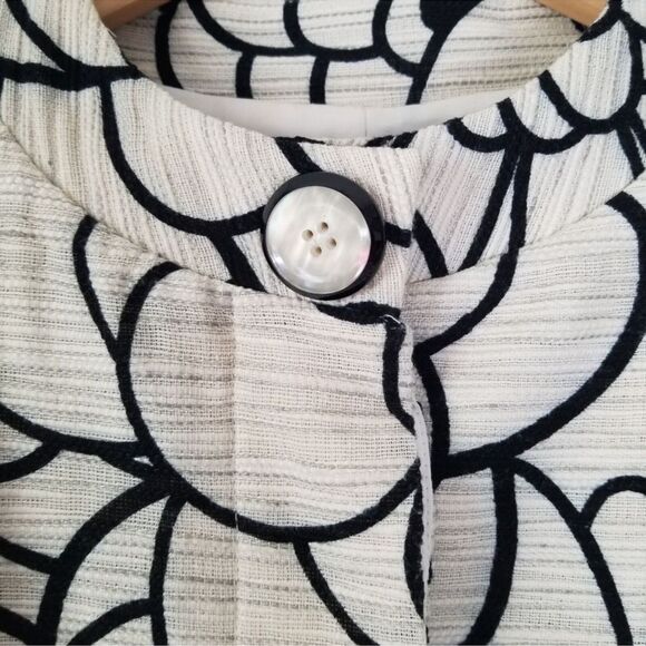 Saks Fifth Avenue Floral Crop Jacket size 4 - Picture 4 of 14